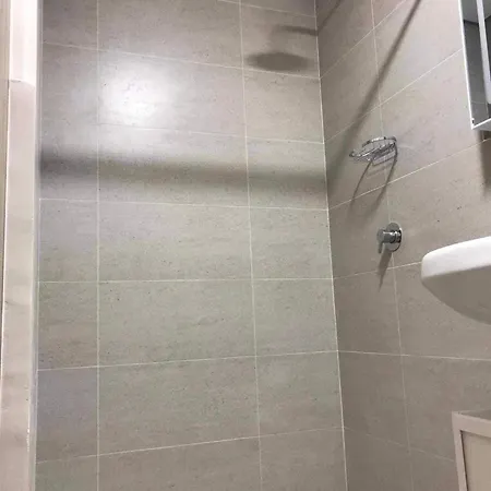 Be Residences Luxury Studio Apartments, Ac, Pool, Gym Cebu Exterior photo