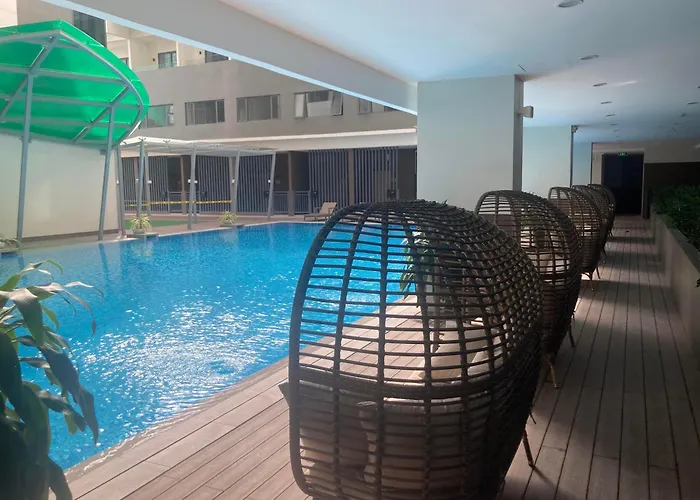 Be Residences Luxury Studio Apartments, Ac, Pool, Gym