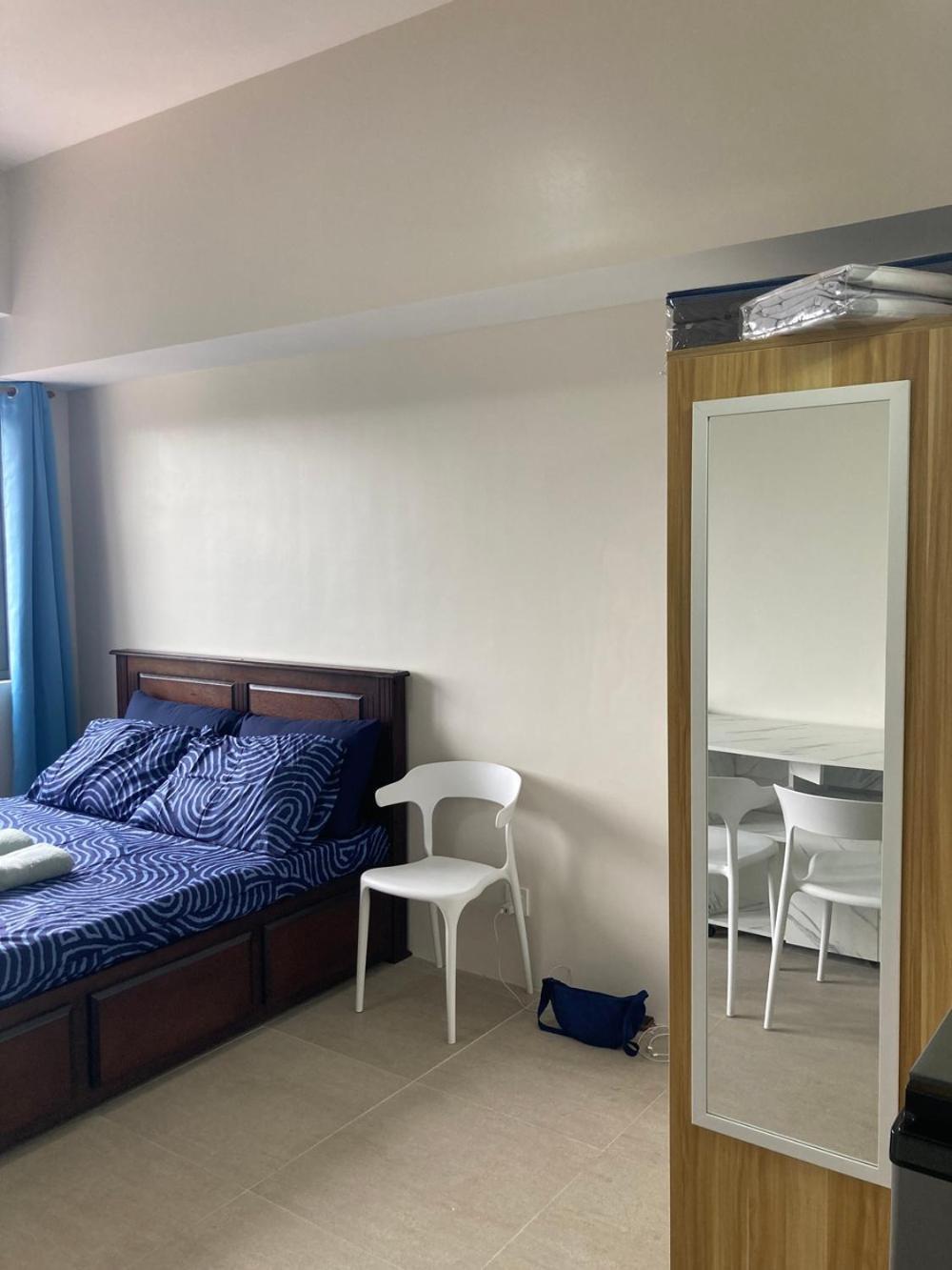 Be Residences Luxury Apartments, Ac, Pool, Gym Cebu